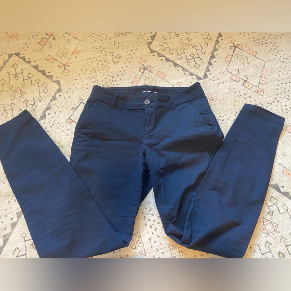Old Navy skinny women’s chino pant